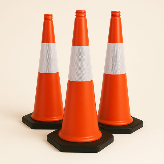Lot de 3 cônes de signalisation – Solution idéale pour la signalisation routière temporaire.